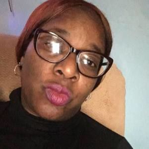 Meet your Posher, Karla